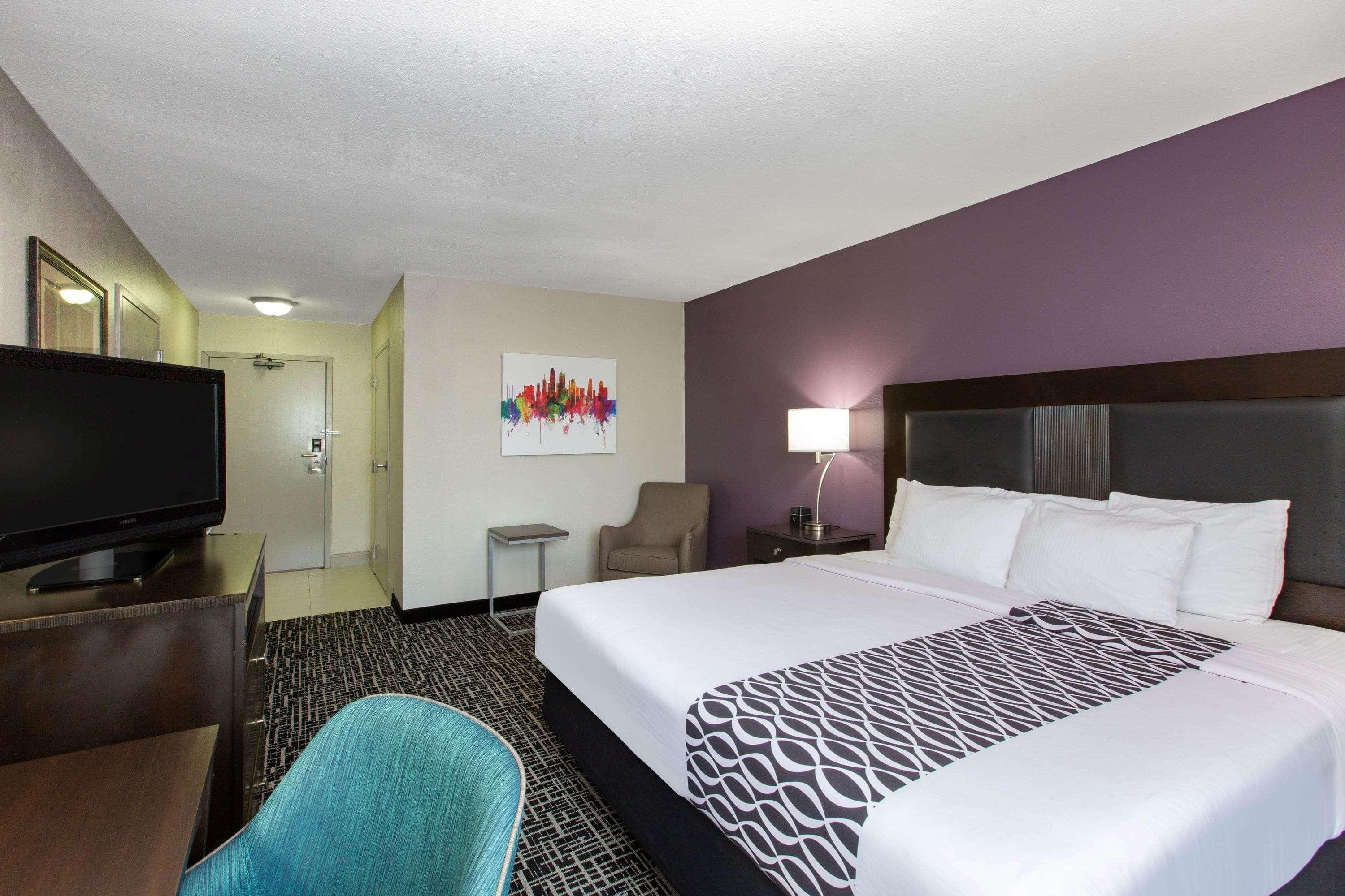 Hotel La Quinta By Wyndham Blue Springs Extérieur photo