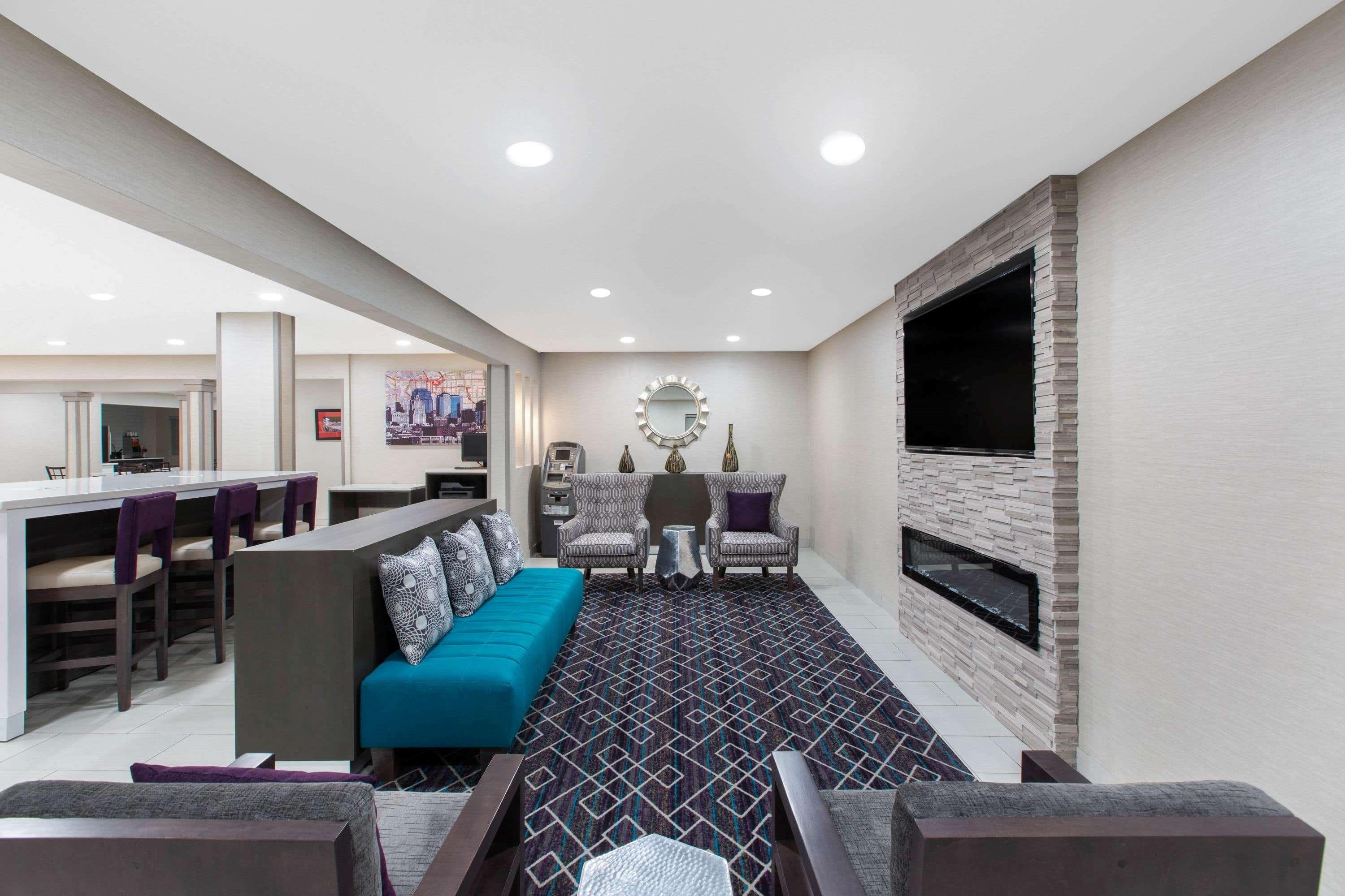 Hotel La Quinta By Wyndham Blue Springs Extérieur photo